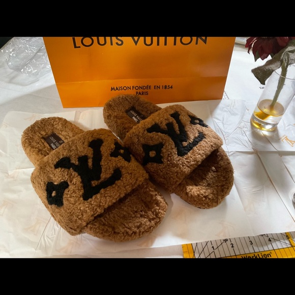 COPY - Wool woman’s slippers 6.5-7-7.5-8-9.5 available - Picture 6 of 10